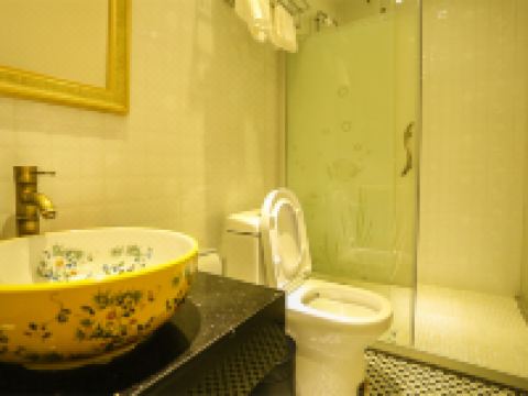 汕尾红海湾岭南客栈 - 豪华夫妻房