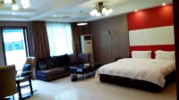 Duyun Jinpeng Hotel (Duyun Dashiban Ancient Street Store)