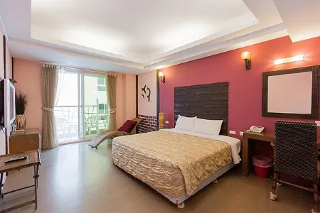 Liang Qin Hai Inn