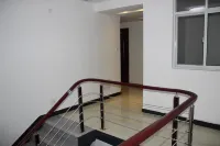 Xiangli Renjia Inn - Homestay