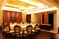 โรงแรมนานาชาติฉินเต้า - ที่มีสระว่ายน้ำ