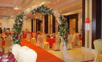 Yinghua Xiaozhu Hotel (Guangzhou Pazhou Convention & Exhibition Haizhu Wetland Park Branch)