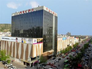 Ruyuan Hotel