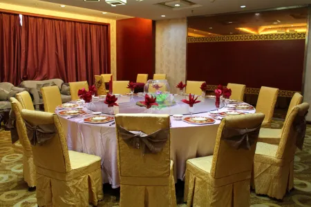 ZhuoYue Tianhe Hotel Отели в г. Юнси