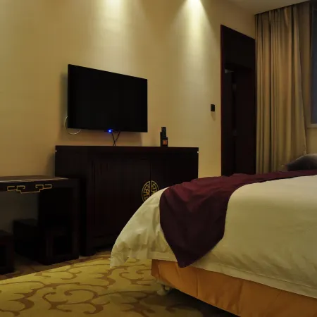 Chong Ning Castle Hotel
