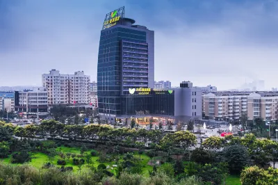 New Century Manju Hotel Hotels near Lianyungang Railway Station