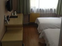 速8酒店(北京十八里店南桥店) - 标准双床房