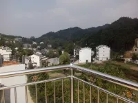 Qingliangzhai Liu Yinong Family Lodging