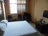 Shouxian Family Hotel