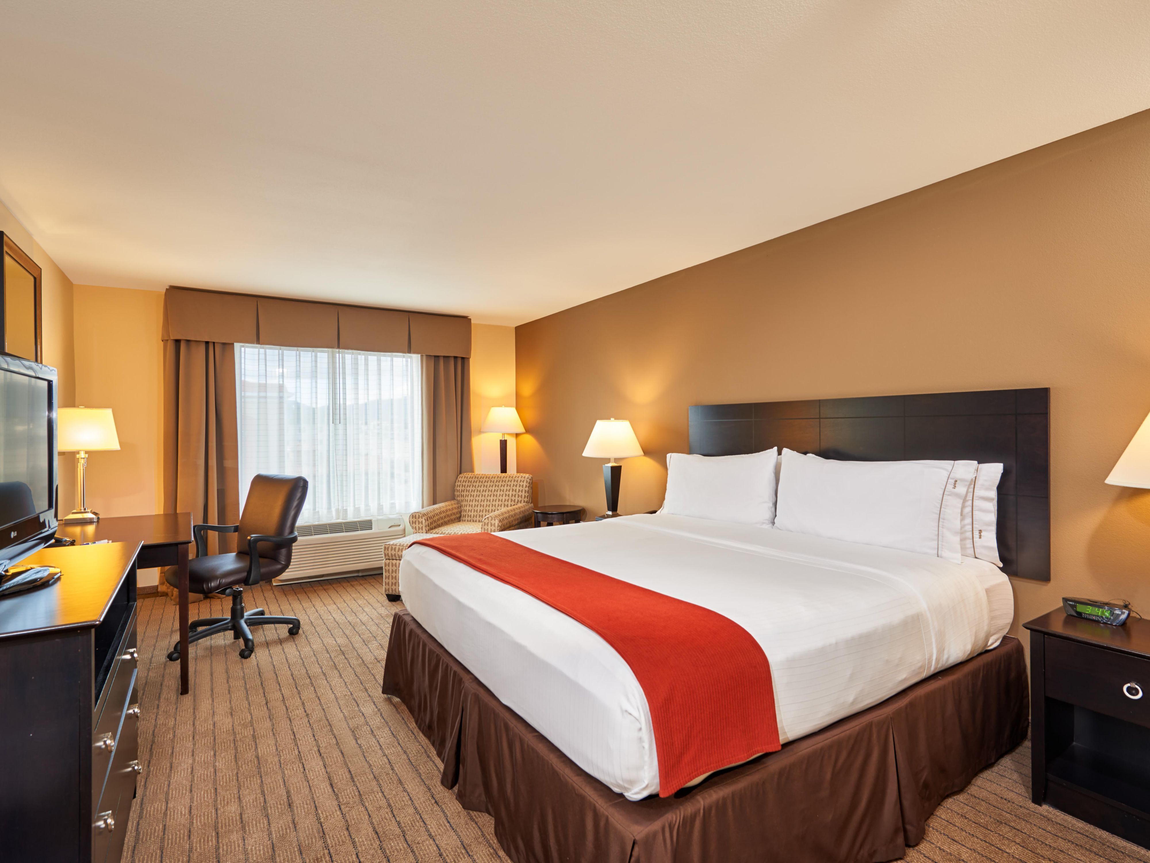 Holiday Inn Express & Suites El Paso Airport, an Ihg Hotel