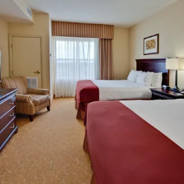 Holiday Inn Express & Suites LAKELAND NORTH - I-4 by IHG