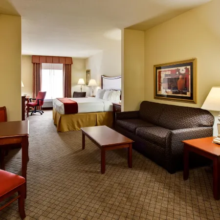Holiday Inn Express & Suites MORRISTOWN by IHG