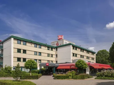 Ibis Tilburg Hotels near Hasselt Chapel