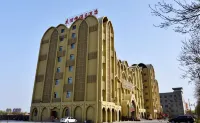 Friendship Peak Holiday Hotel Hotels in der Nähe von Turpan Gymnasium