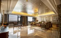 Dandong Pearl-lsland Golf Club Hotel berhampiran No.2 Sightseeing Wharf