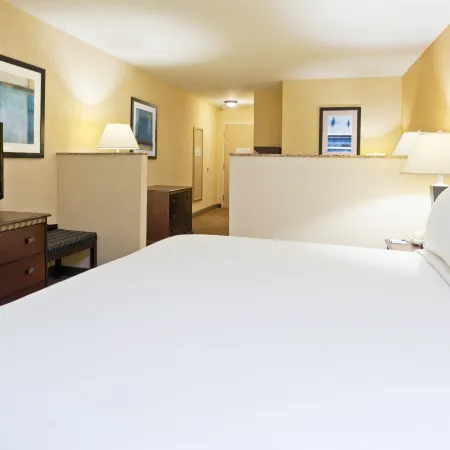 Holiday Inn Express & Suites ALLENTOWN WEST by IHG Hotels in Lehigh County
