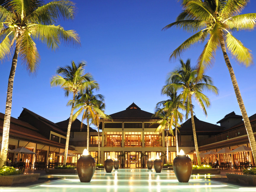 Furama Resort Danang Отели в Дананг