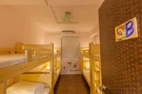 Golden House Hostel