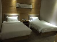上海王巢酒店 - 豪华双床房（无窗）