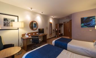 Holiday Inn Express Birmingham - Star City