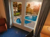 Holiday Inn CORDOBA by IHG - piscina