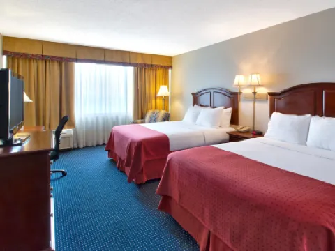 Wyndham Houston Hobby Airport Hotels near William P. Hobby Airport