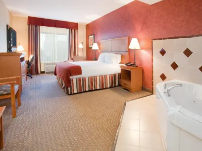 Holiday Inn Express & Suites Loveland Hotels in Windsor