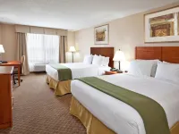 Holiday Inn Express & Suites Bay City Hotels in Bay City