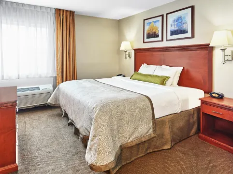 Candlewood Suites MILWAUKEE AIRPORT-OAK CREEK by IHG