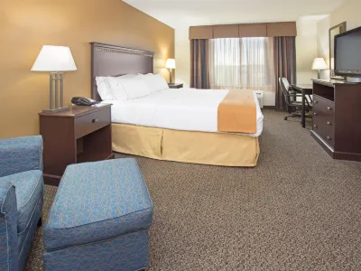 Holiday Inn Express & Suites Pueblo North