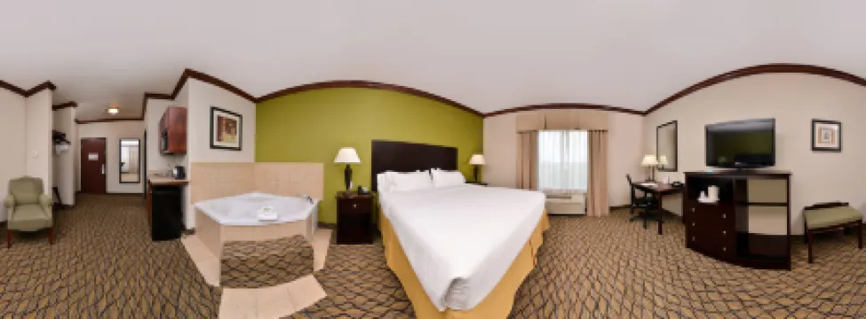 Holiday Inn Express & Suites SHERMAN HWY 75 by IHG
