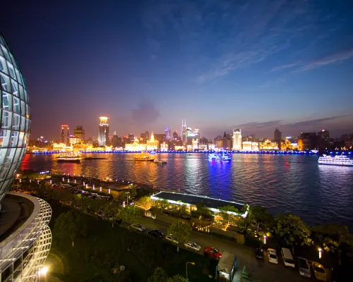 Oriental Riverside Hotel Shanghai (Shanghai International Convention Center) Hotels near Oriental Pearl Tower