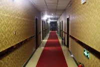 Qiqi Harhuatong Hotel