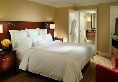 Atlanta Airport Marriott Gateway Hotels near Atlanta Expo Center North