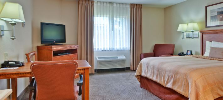 Candlewood Suites BOWLING GREEN by IHG Hotels in Warren County