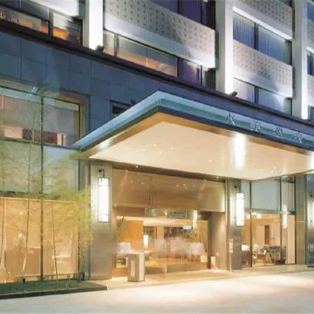 Sweetme Hotspring Resort Отели рядом с достопримечательностью «Бэйтоу»