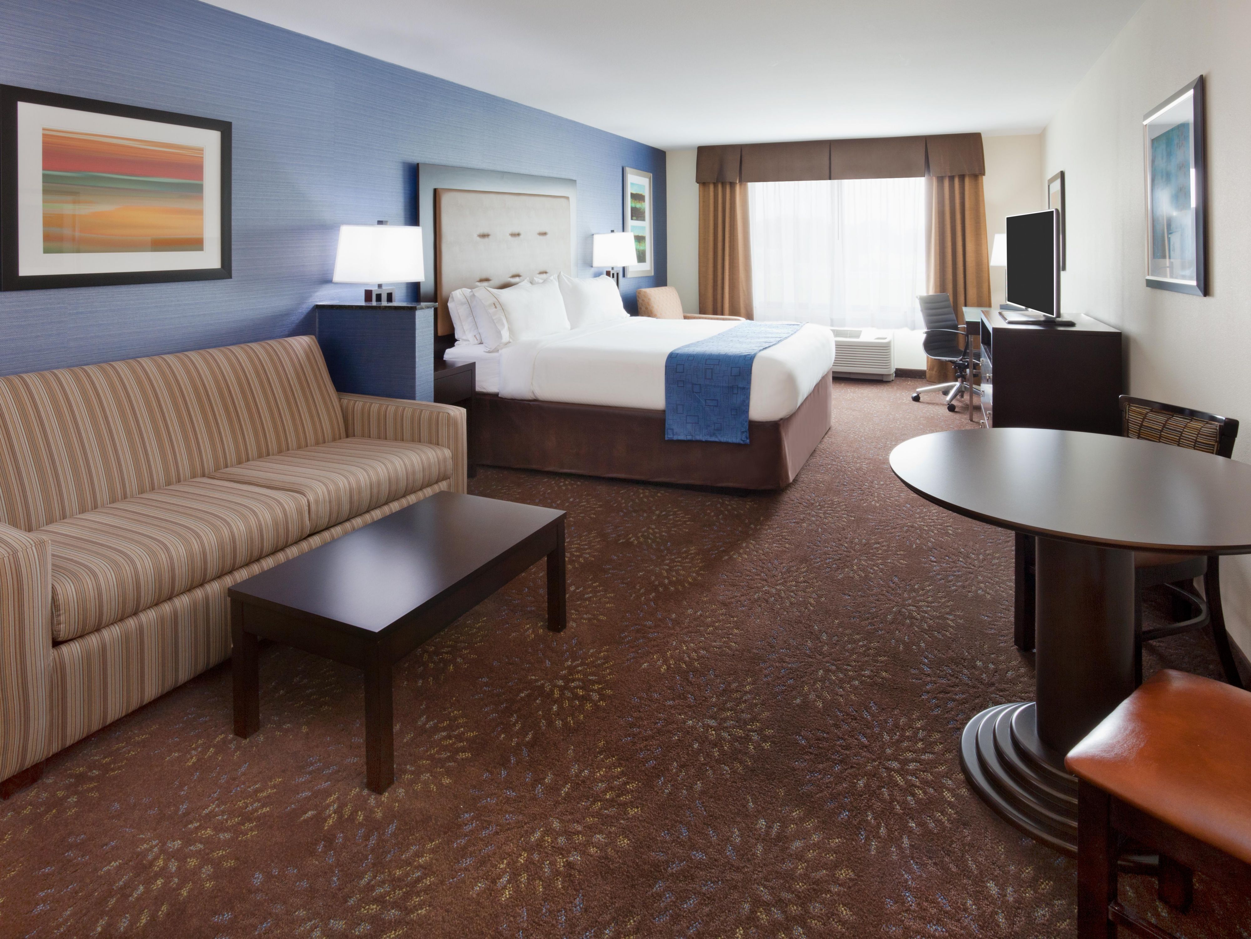 Holiday Inn Express & Suites Davenport, an Ihg Hotel