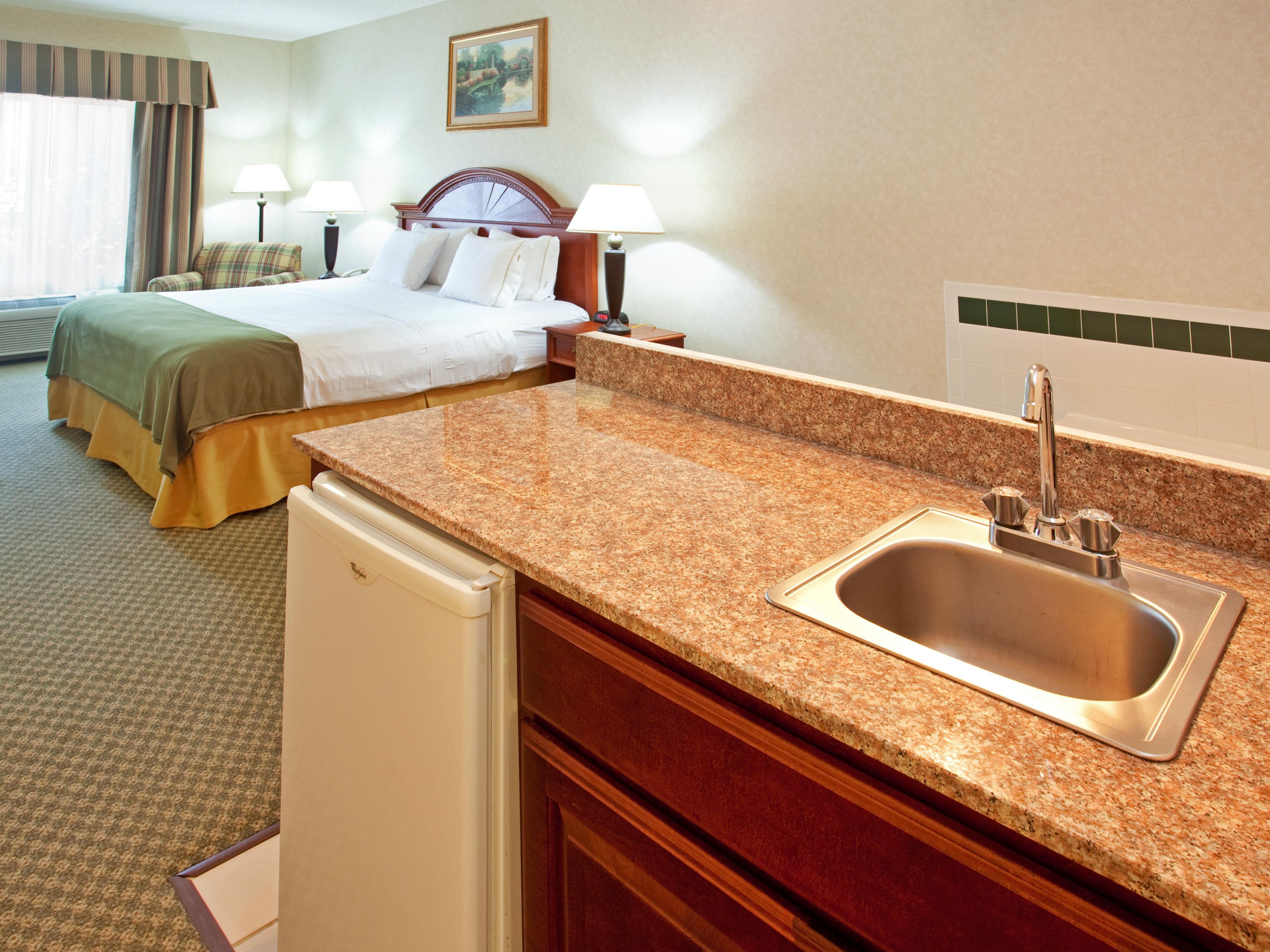 Holiday Inn Express Hotel & Suites Elkhart-South, an Ihg Hotel