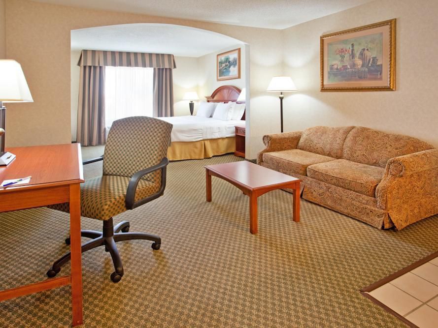 Holiday Inn Express Hotel & Suites Elkhart-South, an Ihg Hotel