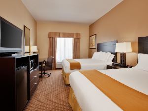 Holiday Inn Express & Suites Houston-Alvin