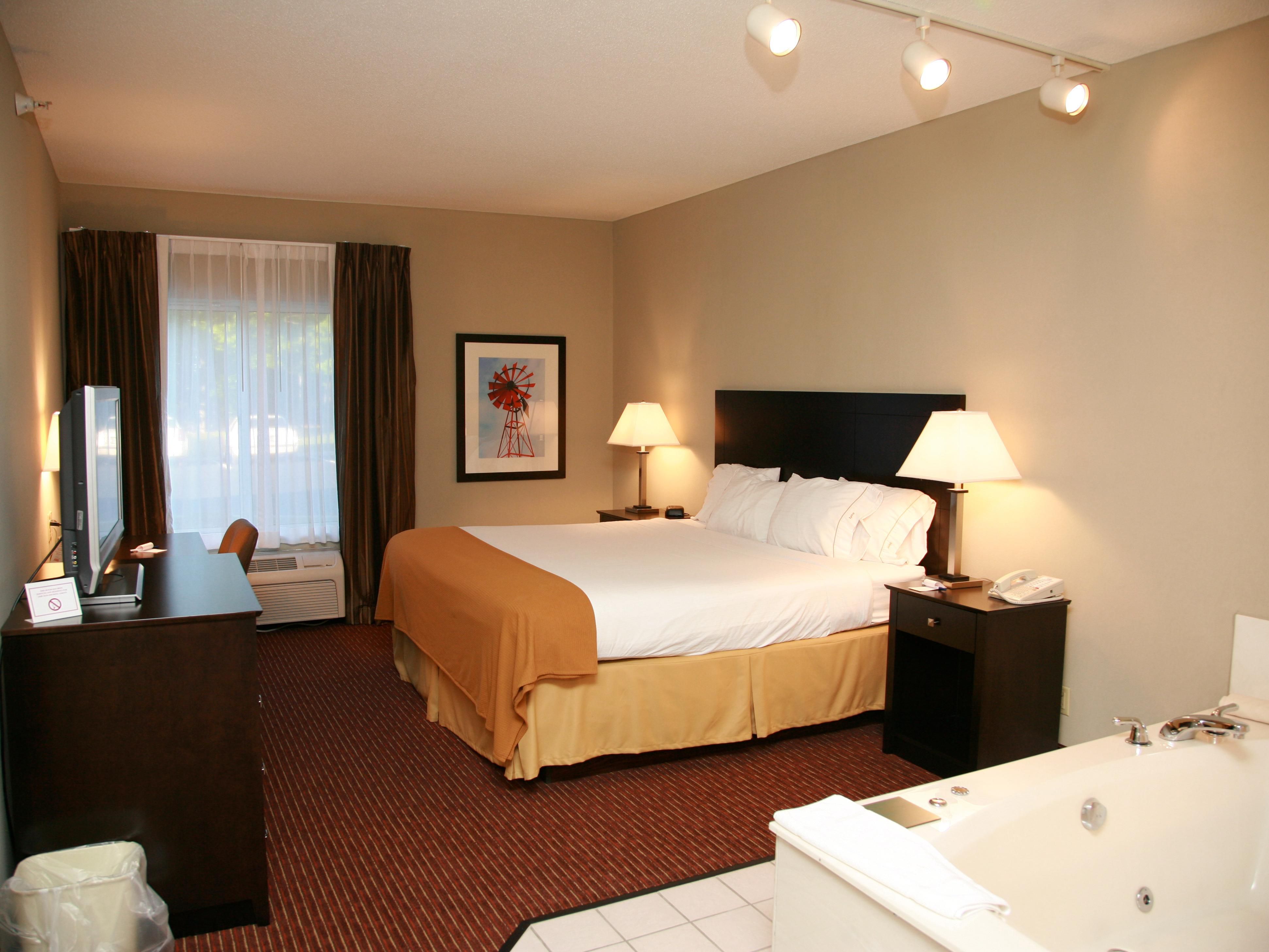 Holiday Inn Express Fort Wayne - East - New Haven, an Ihg Hotel