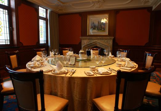 5. 상하이 둥후 호..