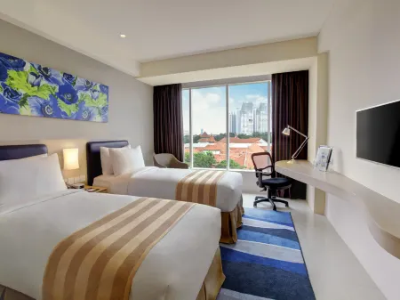 Holiday Inn Express Jakarta International Expo