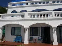 Santorini B&B Hotels near Farglory Ocean Park