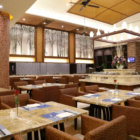 Tiantai Yunjie International Hotel