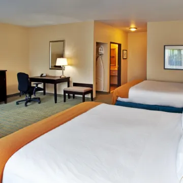 Holiday Inn Express WATERLOO-CEDAR FALLS by IHG