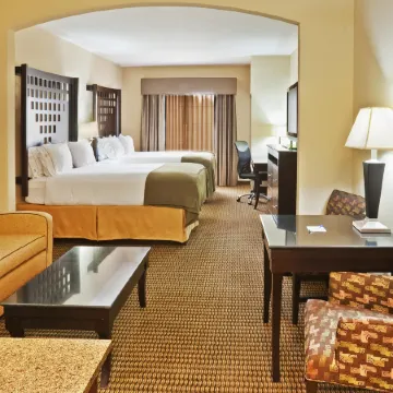 Holiday Inn Express & Suites DURANT by IHG