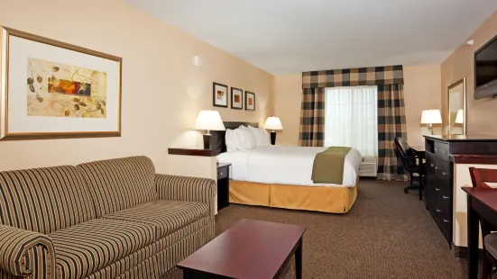 Holiday Inn Express & Suites Longmont - Boulder Area