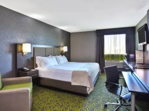 Holiday Inn Express WINNIPEG AIRPORT - POLO PARK by IHG
