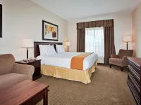 Holiday Inn Express & Suites Whitecourt Southeast by IHG - ที่มีที่จอดรถ